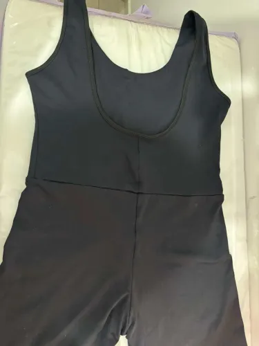 Macacão preto
