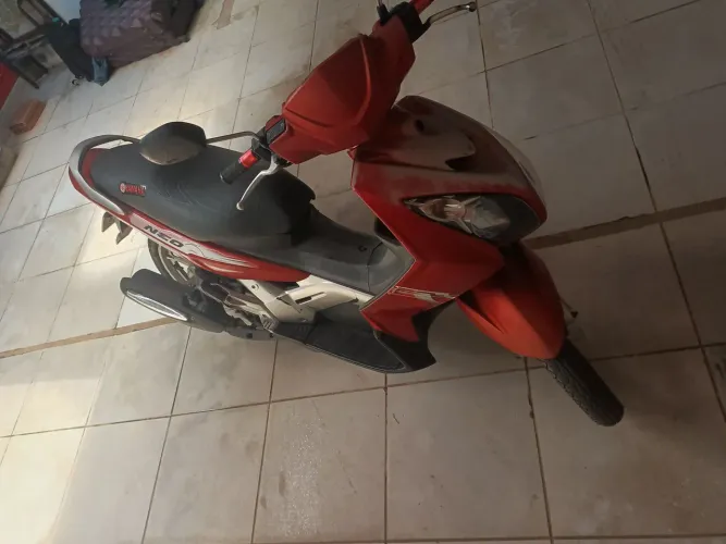 Yamaha Neo 115 Vermelha - R$ 3.500