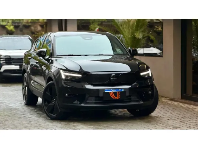 Volvo EC40 Black Edition Ultra AWD P8 2026