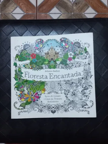 Livro para colorir Floresta Encantada
