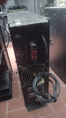 Vendo amplificador micrologic M1400