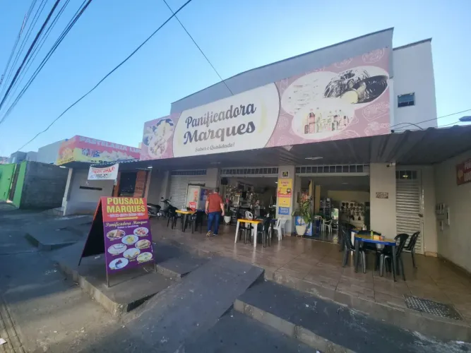 Imóvel para venda tem 420 metros quadrados com 8 quartos em Setor Sol Nascente - Goiânia -