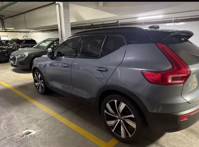 Volvo XC40 XC 40 T-5 Híbrido R-design 1.5 262cv FWD 2022