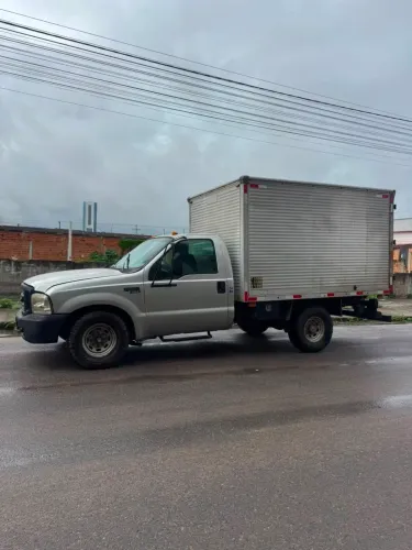 Ford F-350 3.9 Cummins Turbo Diesel Mec. 2006