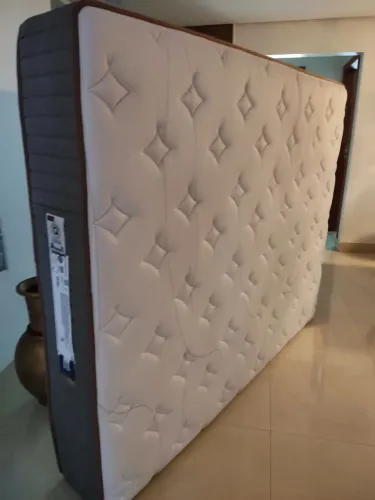 Oportunidade!!! Colchão orthocrin mola suíça Bellagio Gel