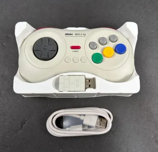 Controle 8BitDo M30 2.4g Novo Ler a Descrição.