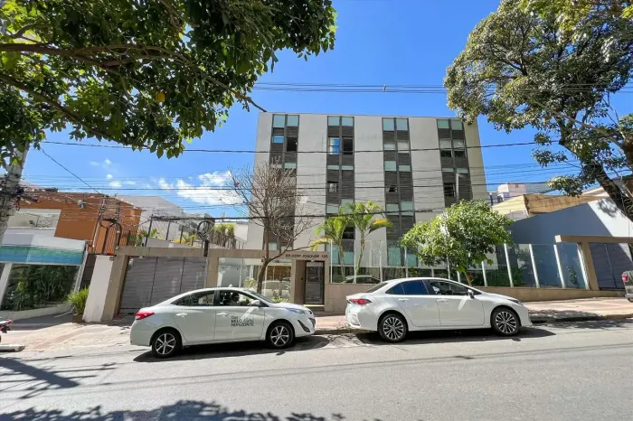 Imóvel para aluguel possui 130 metros quadrados com 4 quartos em São Pedro - Belo Horizont
