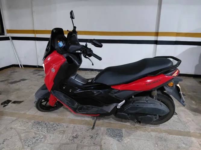 Aproveite Yamaha NMAX 160 ABS Connected