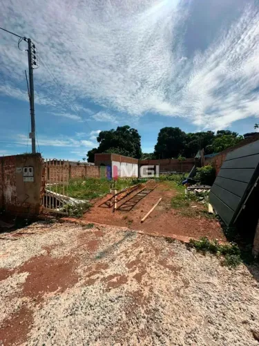 Lote na Avenida com 380 m² em Setor Palmares - Trindade - GO
