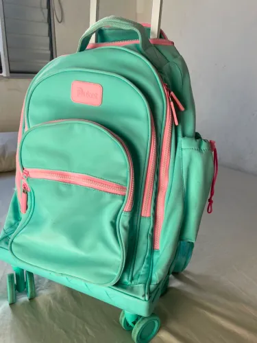 Vendo mochila PUKET semi nova