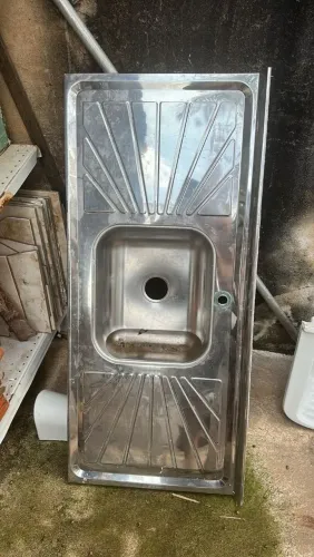 Pia de cozinha, Pia de banheiro, tanque