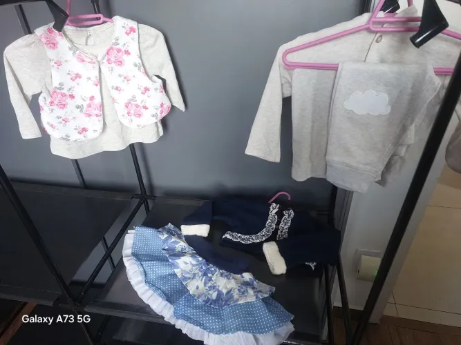 Itens  para menina 3 a 6M marcas divs
