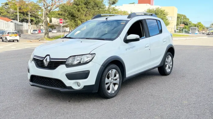 Renault Sandero Step. Easy R H-power 1.6 8V 2015