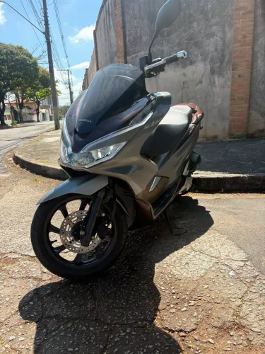PCX 150 DLX 2022