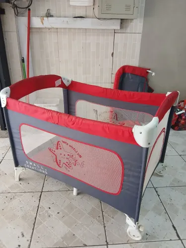 Berco portatil com colchao e trocador