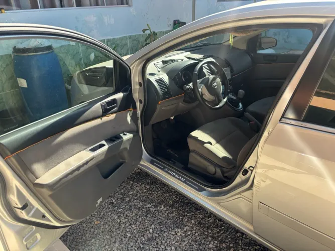 Nissan Sentra 2.0/ 2.0 Flex Fuel 16V Aut. 2009