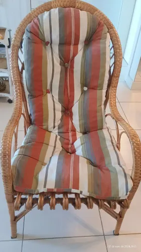 Vendo cadeia demi Nova vime.