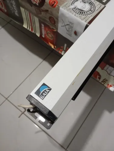 Tela Gaia automática para projetor