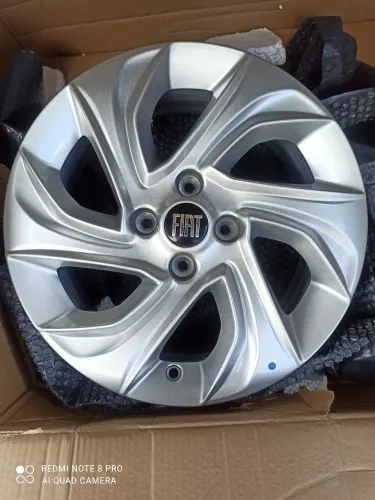 Rodas originais Fiat Argo Palio Uno aro 15