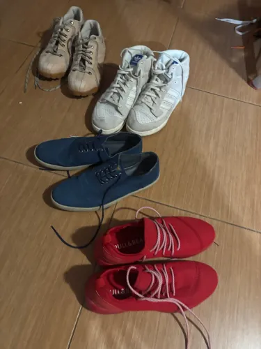 Sapatos usados originais