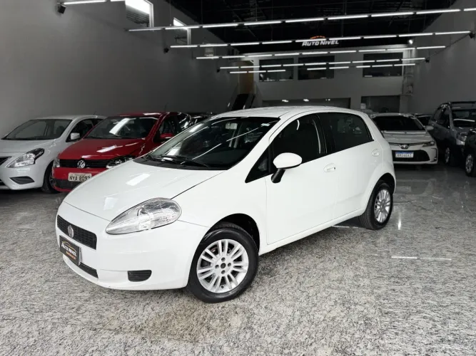 Fiat Punto Attractive 1.4 Fire Flex 8V 5P 2012
