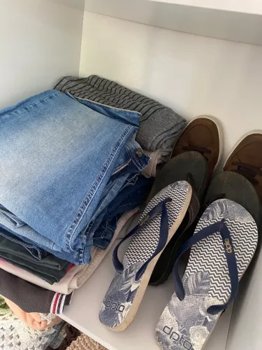 Roupas e calçados