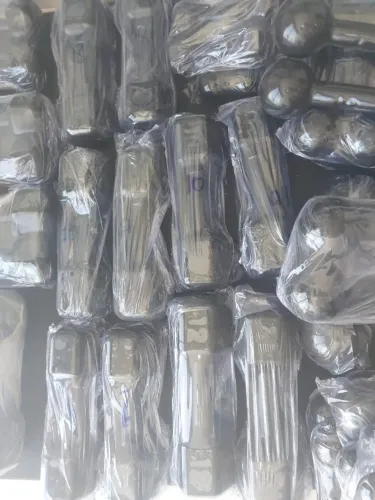 Equipamentos musculação emborrachados Halteres bola e sextavados