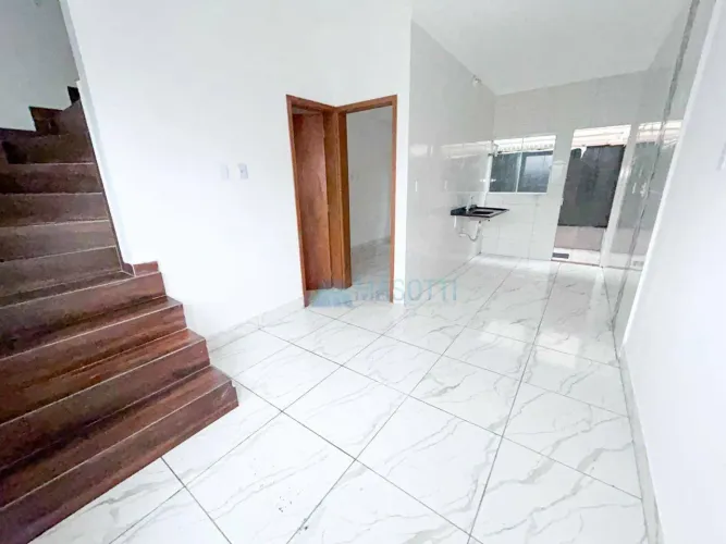 Sobrado à venda, 55 m² por R$ 279.000,00 - Parque das Américas - Praia Grande/SP