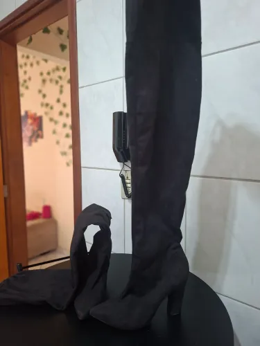 BOTA OVER SEMI NOVA 37
