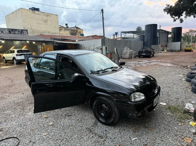 Chevrolet Corsa Sedan 1.0 MPFI 8V 71cv 4P 2004