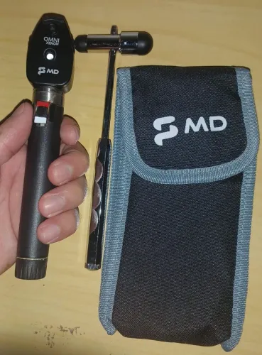 Oftalmoscópio pouco usado