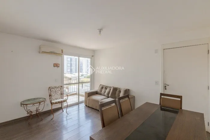 Apartamento Mobiliado Com 3 Quartos e 1 Vaga - Igara/Canoas