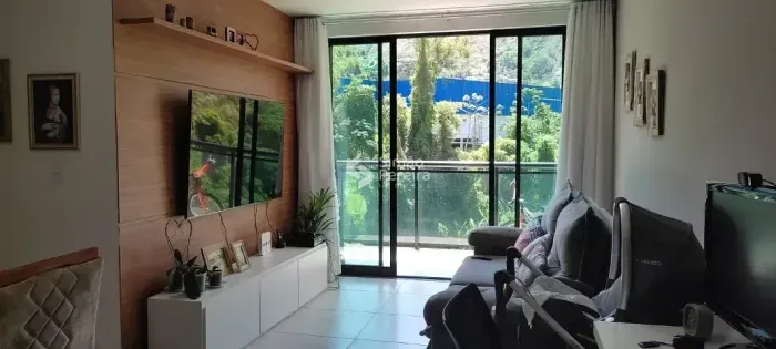 Apartamento à venda, Samambaia, Petrópolis, RJ