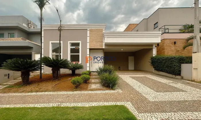 Casa à venda no Condomínio Metropolitan em Paulínia com piscina