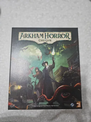 Arkham Horror (Sleeveado)