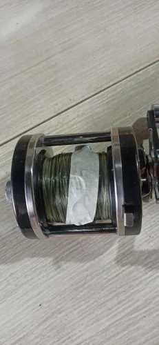 Carretilha Abu Garcia 9000 C