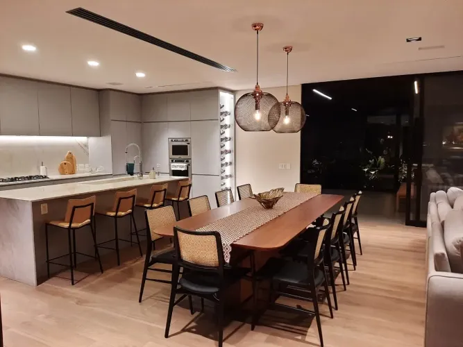 Casa, à venda, no Bosque do Horto em Jundiaí - Estilo Contemporânea - Acabamento Nobre!