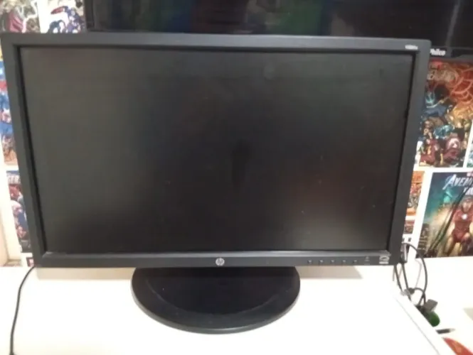 PC Completo HP + Monitor + Teclado | Liga, mas não dá vídeo
