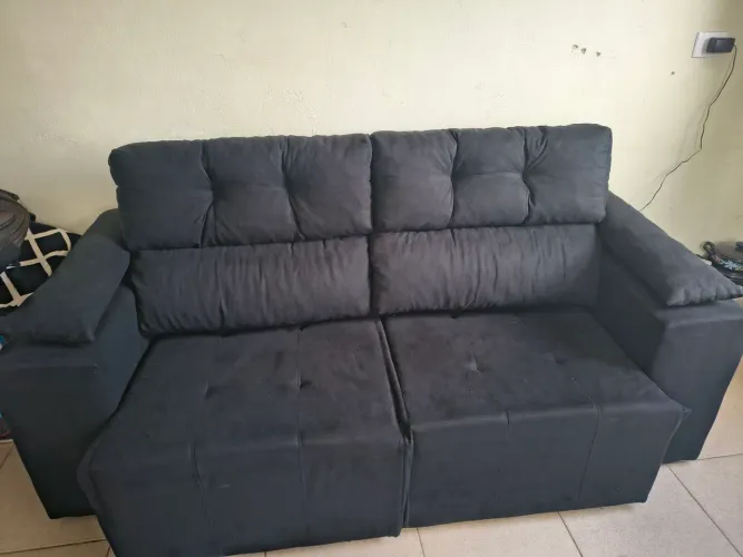 Estou vendendo meu sofá retrátil e reclinável novo por 10000