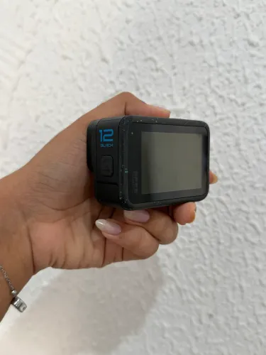Câmera Gopro Hero12 Black 27mp 5.3k + micro SDXC 128gb + acessórios e a bolsa