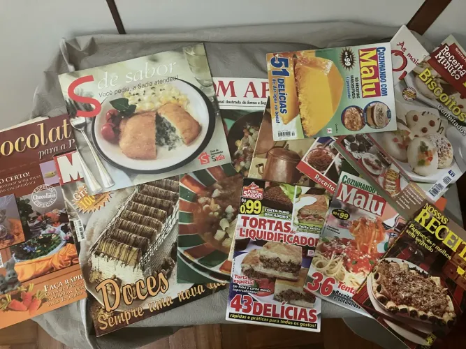 12 Revistas: chocolate, doces finos biscoitos culinária sadia, doces, receitas práticas