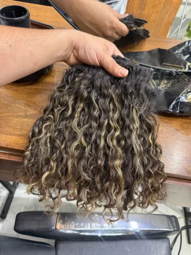 ? Cabelo Humano Cacheado ? 35 cm | 104 gramas