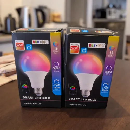 Kit com 2 Lâmpadas Wifi Smart RGB + CCT (compatível com Tuya)
