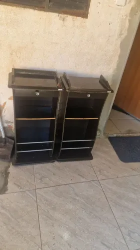 Criado mudo para cama de casal