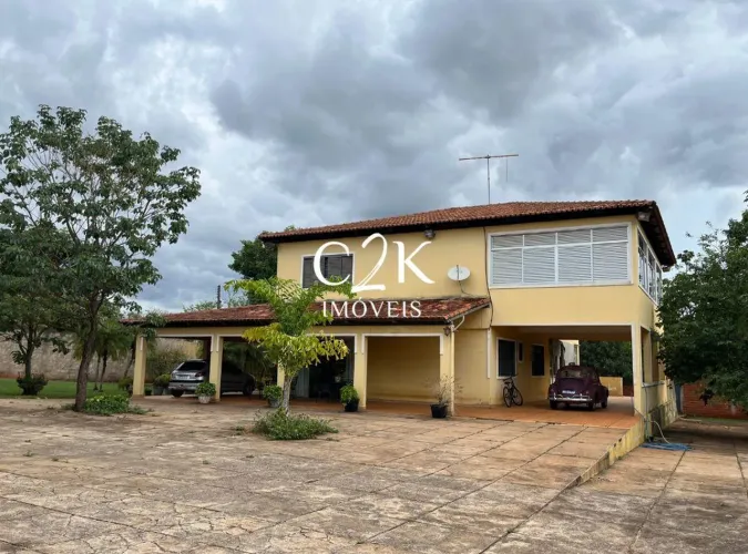 Chácara para Venda em Goiânia, Chácaras Bom Retiro, 5 dormitórios, 4 suítes, 5 banheiros,