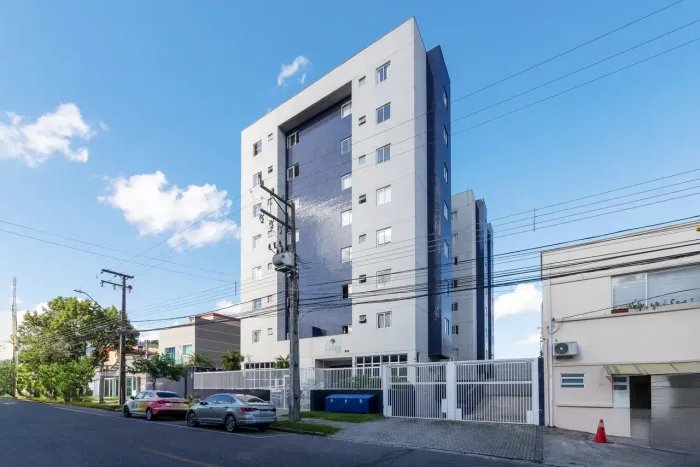 Excelente apartamento semi mobiliado no Rebouças - Curitiba - PR