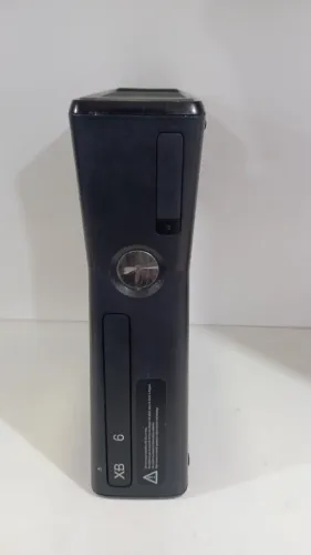 XBOX 360 SLIM COM DEFEITO PARA RETIRAR PEÇAS