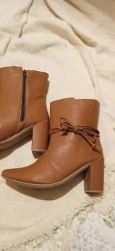 Bota cano baixo