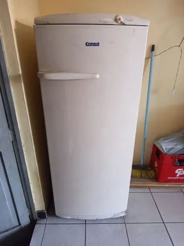 Geladeira Consul degelo seco