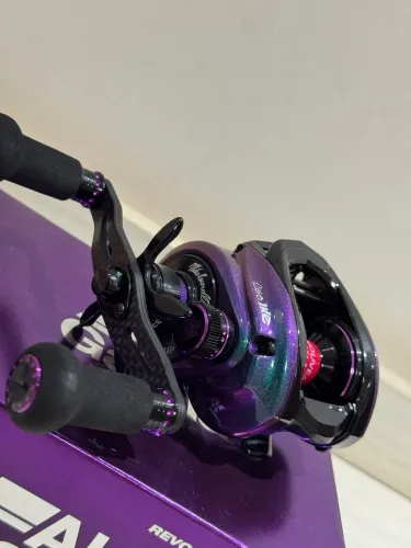 Carretilha Abu Garcia Revo Ike